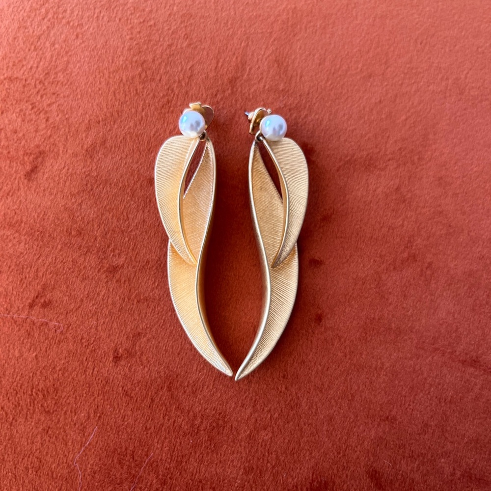 Kate Spade Pearl Gold Earrings
